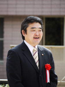 写真:福祉バス本格実施に伴う出発式