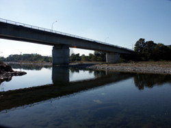 写真：多摩橋