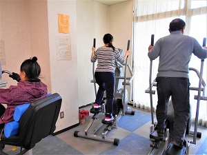 写真:健康体力づくりの様子1