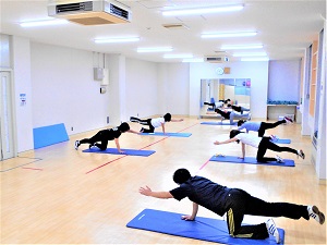 写真:健康体力づくりの様子2
