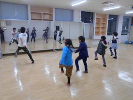 写真:ジュニアダンスの様子