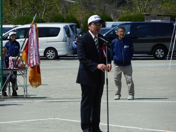 写真:第22回関東シニアソフトボール大会開会式