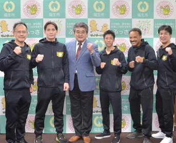 写真:リングサイドフィットネスジム所属プロボクサー選手活動報告