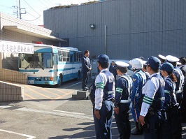 写真:春の交通安全運動出動式