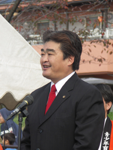 写真:軽スポーツ&とん汁会での市長