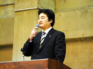 写真:市民総合体育大会開会式での市長