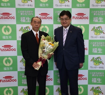 写真:ワールドマスターズ陸上競技選手権大会金メダル受賞報告
