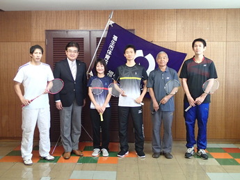 写真:福生市バドミントン連盟所属選手全国大会出場報告