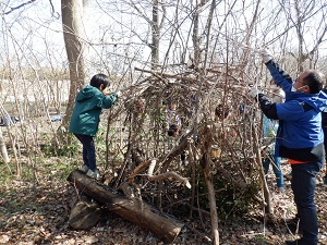 秘密基地作り